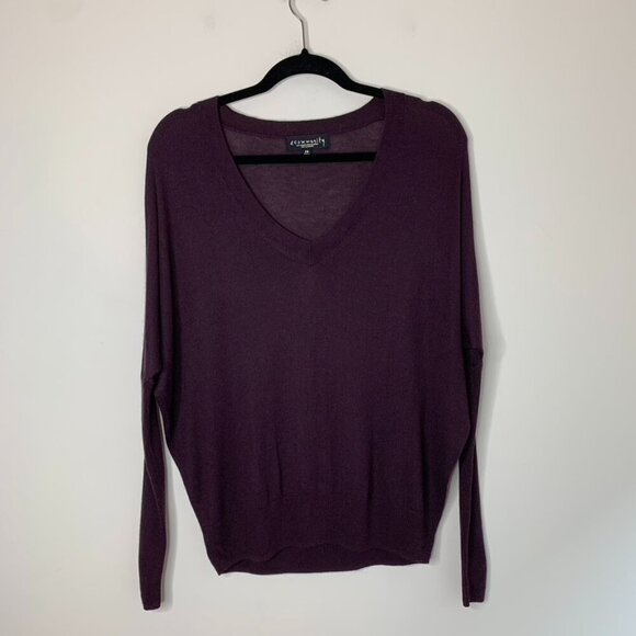 Aritzia Community Sweater Cashmere blend V-neck Pullover Burgundy Size XS - Picture 6 of 15